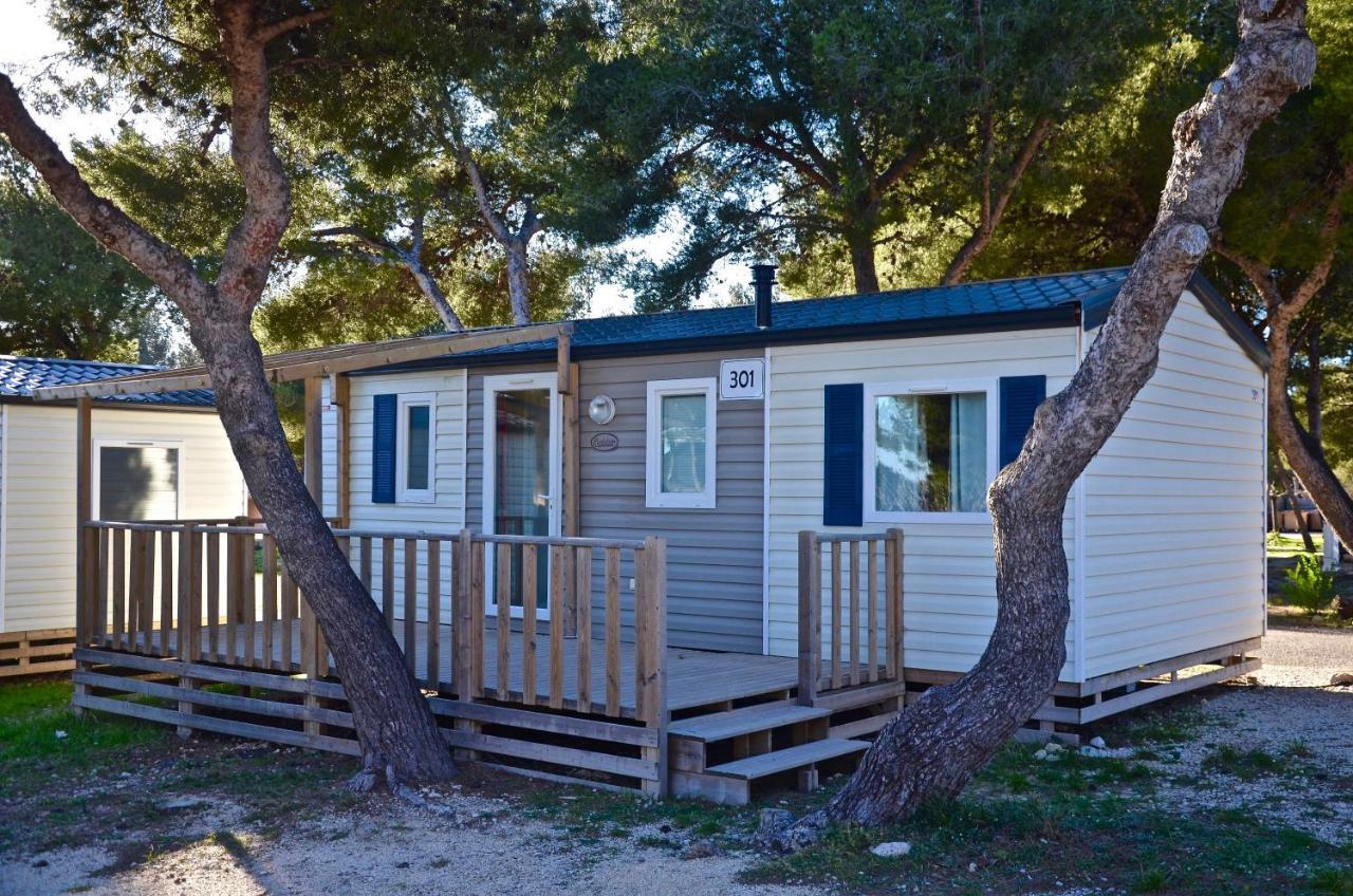 Martigues, Camping De L'Arquet **** Εξωτερικό φωτογραφία